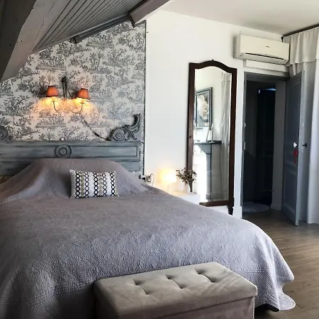 De 3 Chambres Avec Piscine Privee Jacuzzi Et Jardin Clos A * Noé
