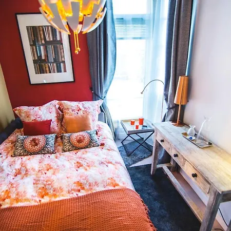 De 3 Chambres Avec Piscine Privee Jacuzzi Et Jardin Clos A * Noé