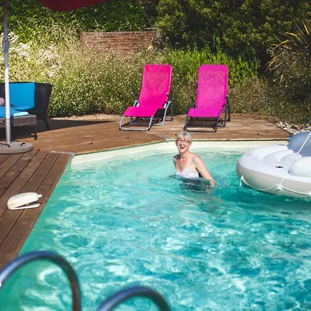 De 3 Chambres Avec Piscine Privee Jacuzzi Et Jardin Clos A Βίλα *
