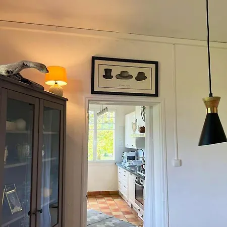 Βίλα De 3 Chambres Avec Piscine Privee Jacuzzi Et Jardin Clos A